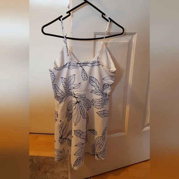 🩵Host Pick🩵 Neon Blonde peplum high low top S - Picture 10 of 11